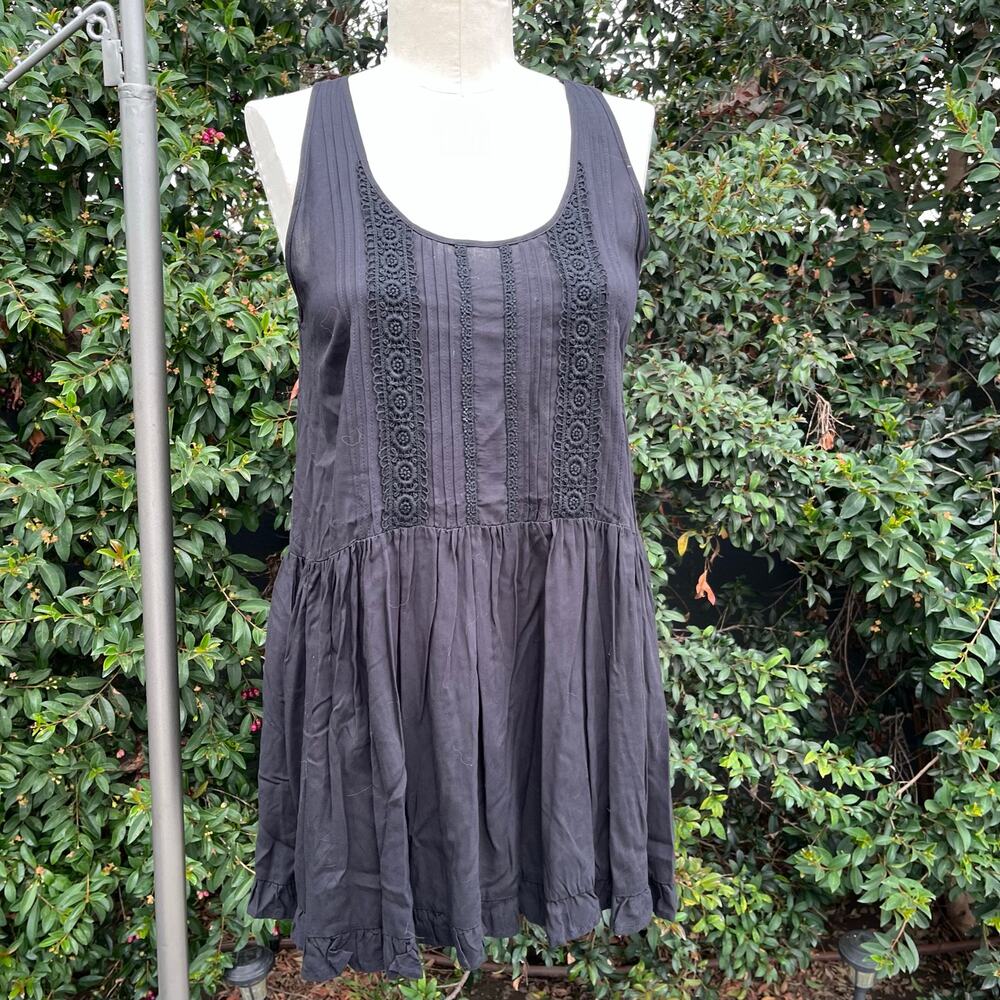 Black Boho Babydoll Tunic Dress Crochet Lace Pintuck Tiered Rayon NWOT Size M